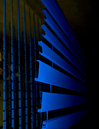 Pulverbeschichtung blau in Serie