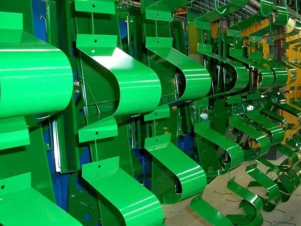 Gebogene Teile grün beschichtet für die Landwirtschaft